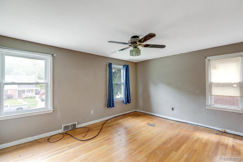 14111 Greenview Road Detroit, MI 48223 - Photo 24 of 26