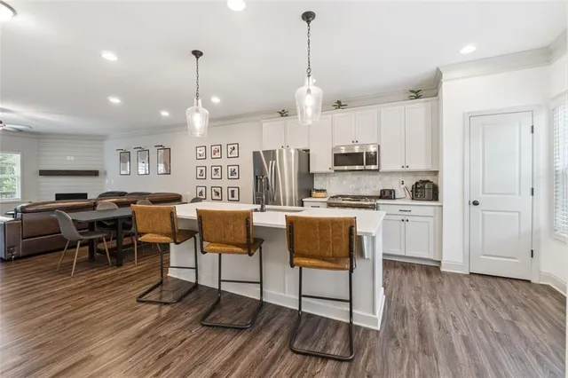 $424,900 | 421 Stovall Place, Woodstock, GA 30188