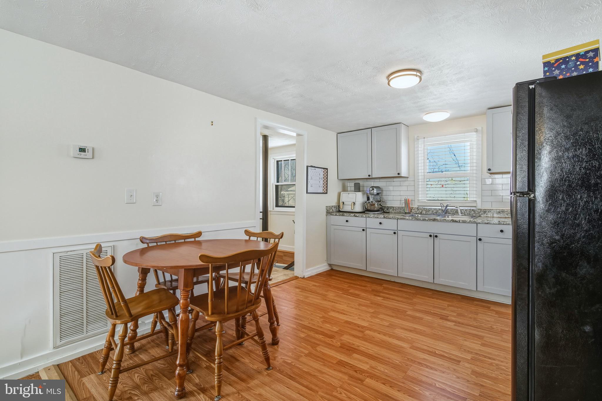 353 Turkey Knob Road Quicksburg, VA 22847 - Photo 11 of 37