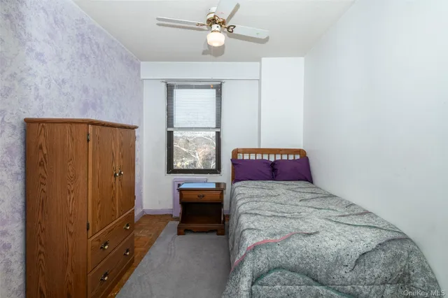 $160,000 | 166 Pearsall Drive, Unit 5E, Mount Vernon, NY 10552