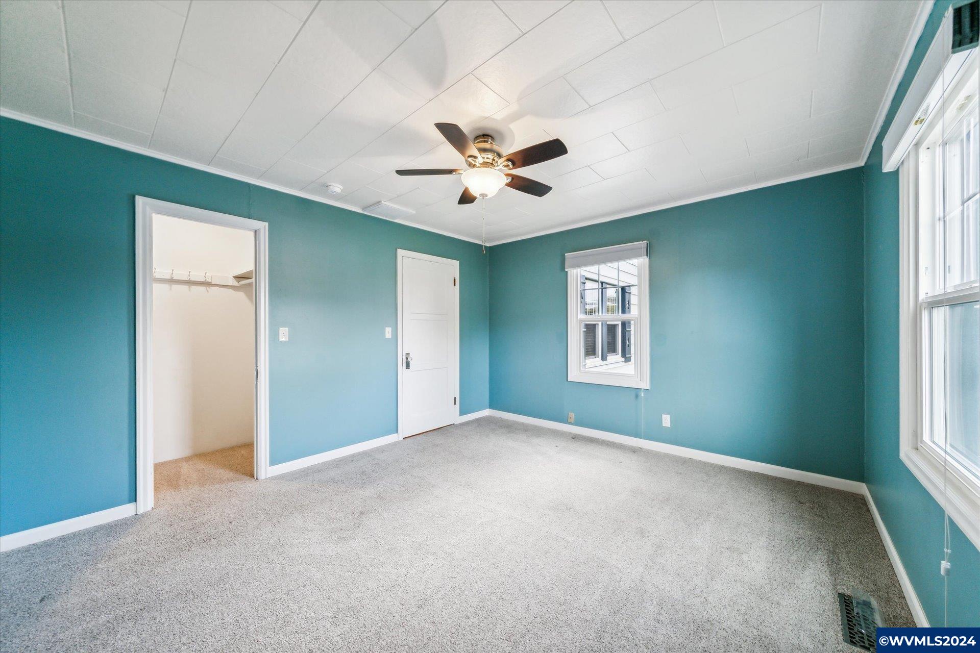 606 Southwest Hayter Street Dallas, OR 97338 - Photo 25 of 42 Gallery Image 25