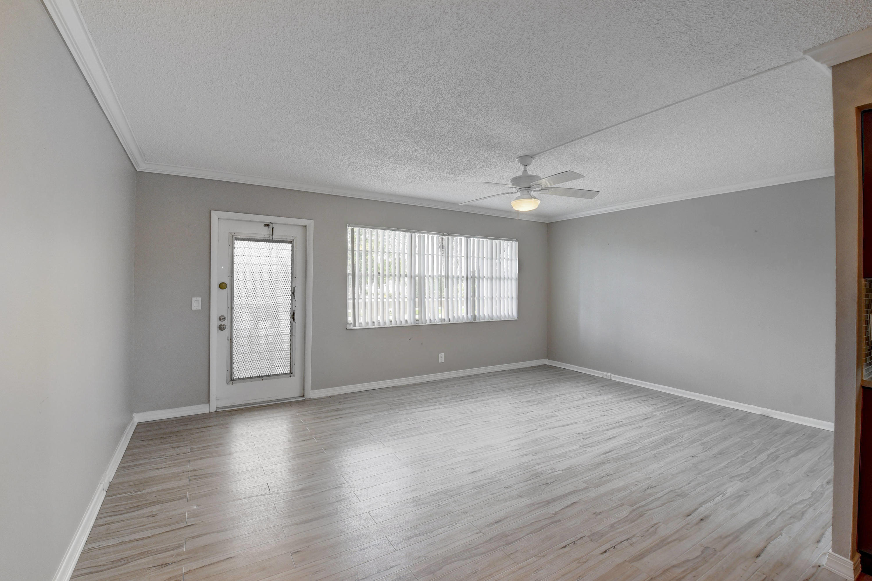 2060 Ainslie Drive Boca Raton, FL 33434 - Photo 2 of 33 Great Room