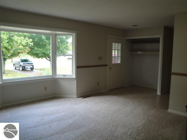 2247 Tamara Road Kalkaska, MI 49646 - Photo 4 of 15 1708928-3.JPG