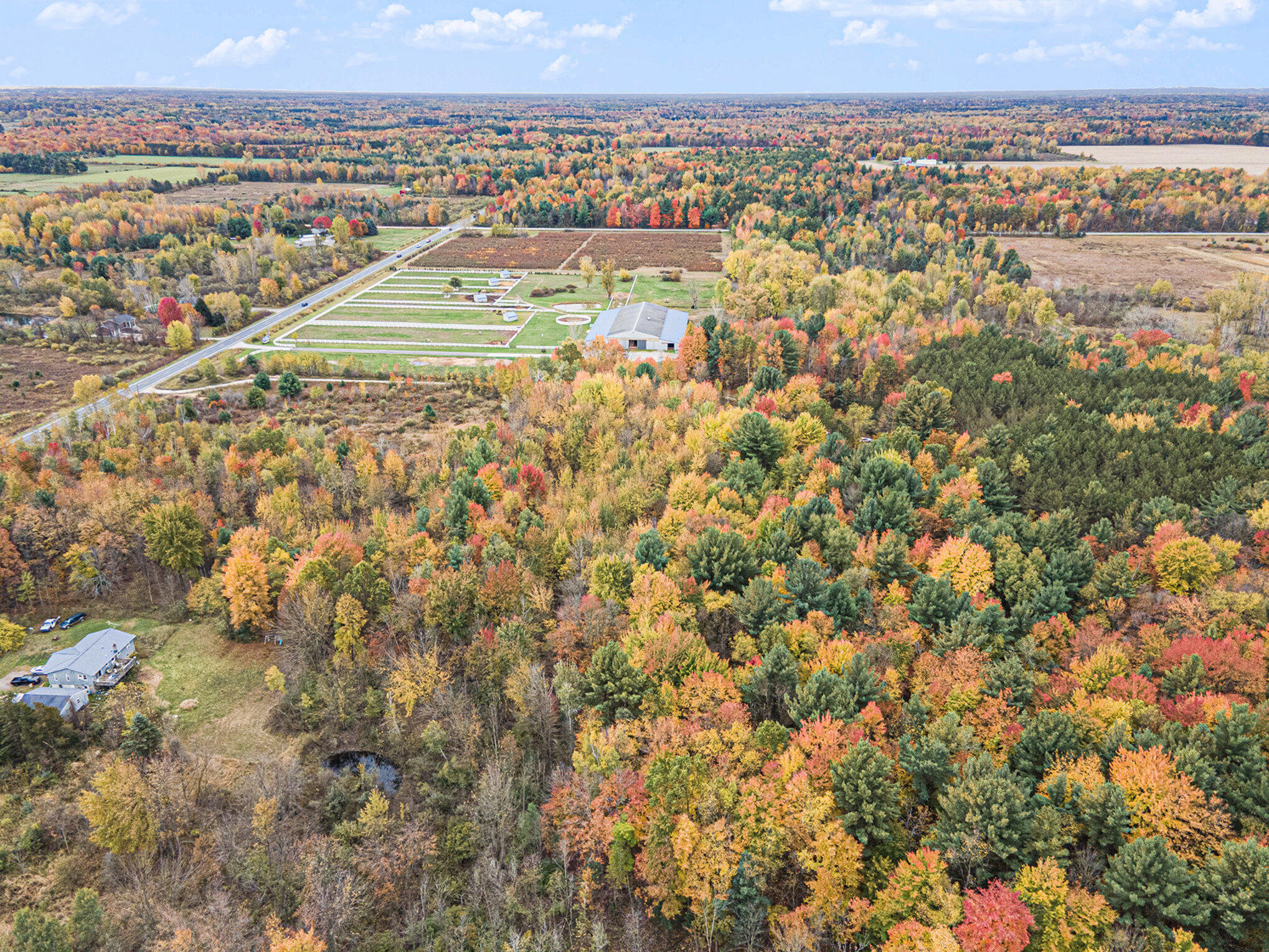 6325 Maple Island Road Fruitport, MI 49415 - Photo 4 of 14 004_file_429