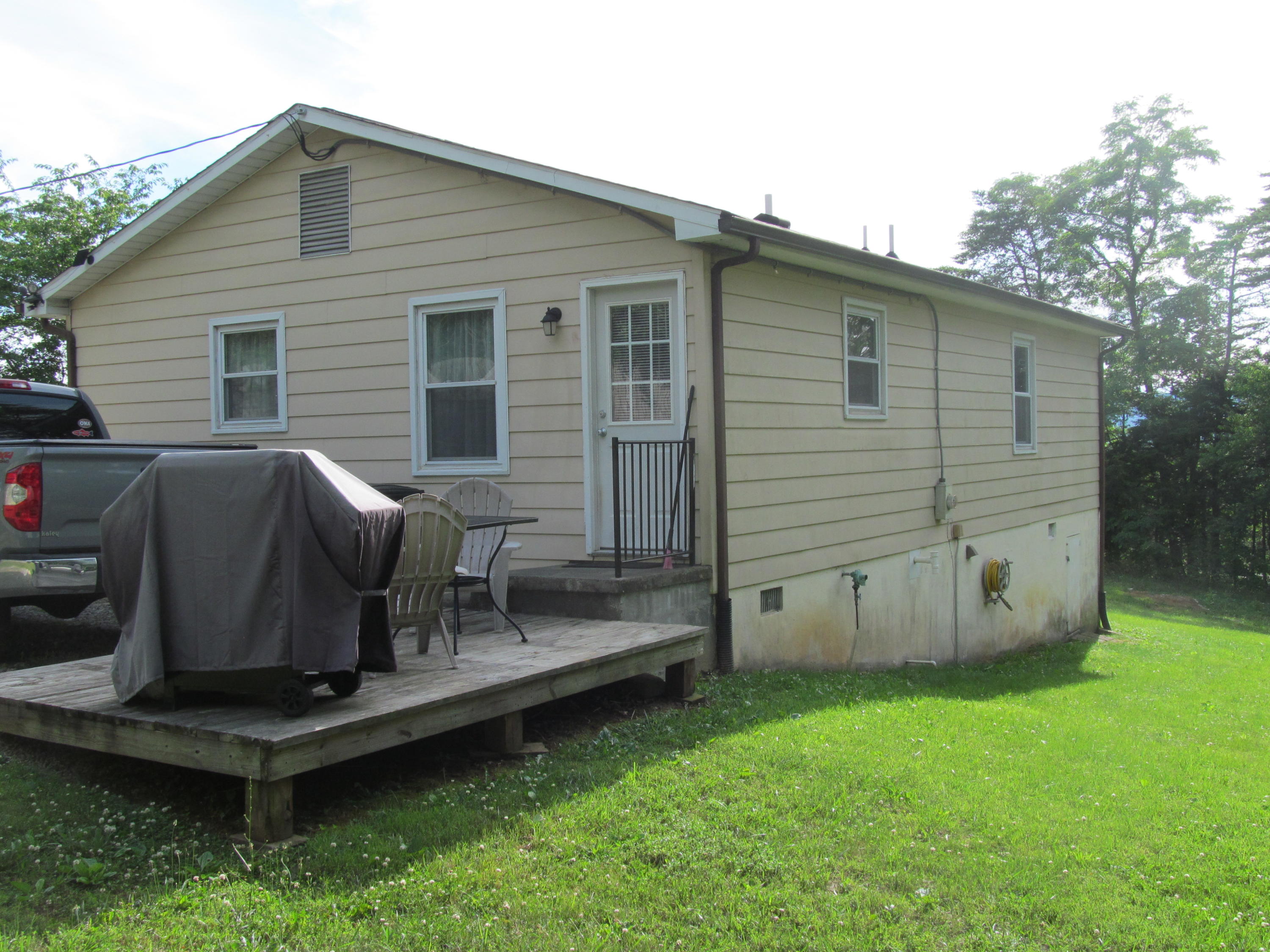 2703 Timber Ridge Buchanan, VA 24066 - Photo 19 of 20 IMG_4436