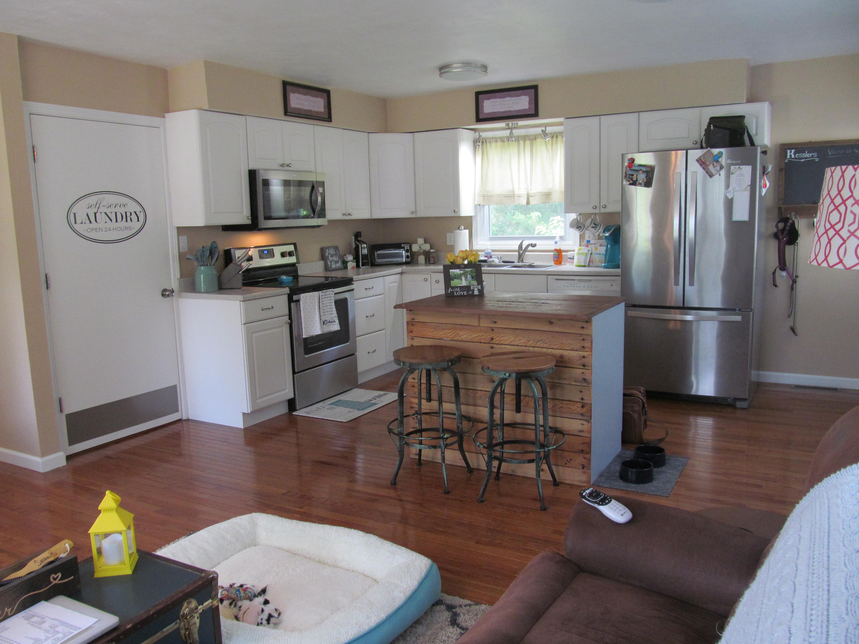 2703 Timber Ridge Buchanan, VA 24066 - Photo 4 of 20 IMG_4434