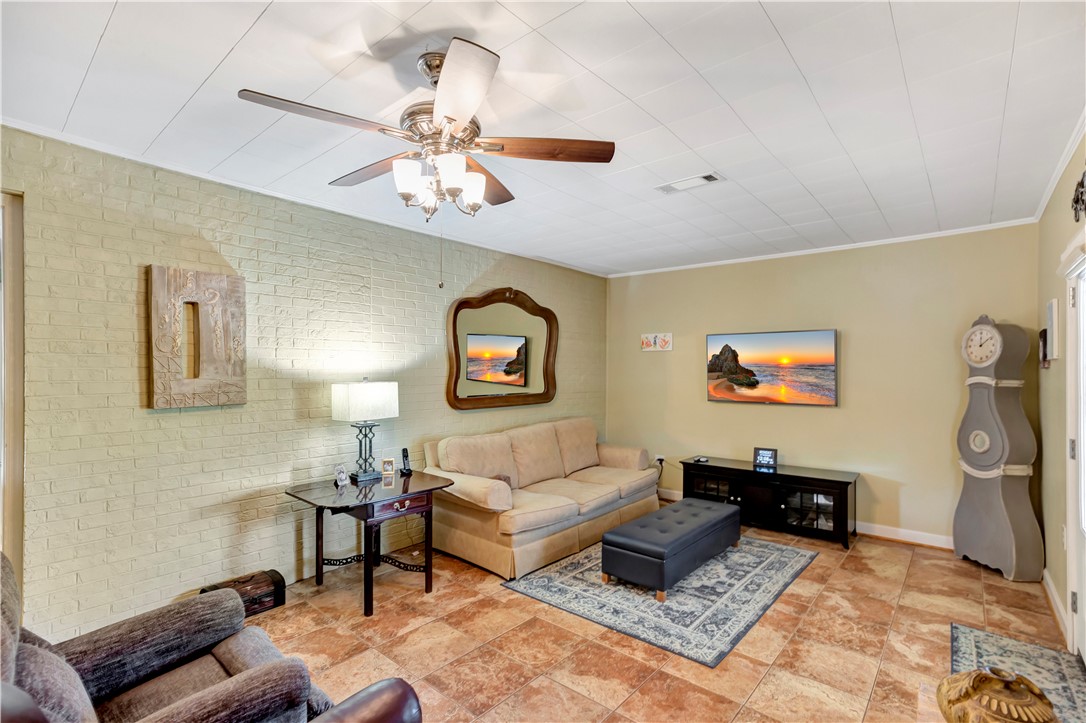 304 Shadow Lane Seneca, SC 29678 - Photo 18 of 33