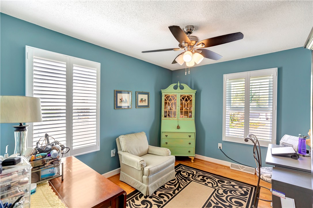 304 Shadow Lane Seneca, SC 29678 - Photo 22 of 33