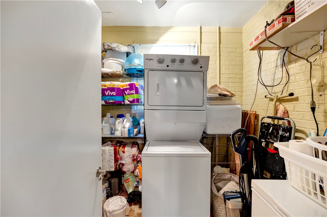 304 Shadow Lane Seneca, SC 29678 - Photo 26 of 33 Laundry Room