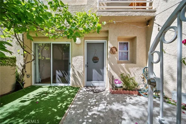 $639,900 | 25725 Perlman Place, Unit 127, Stevenson Ranch, CA 91381