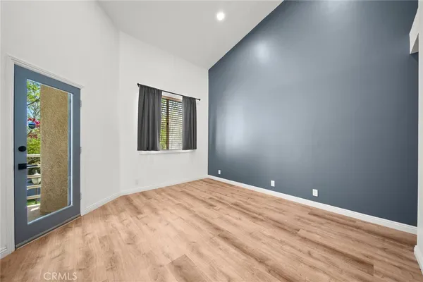 $639,900 | 25725 Perlman Place, Unit 127, Stevenson Ranch, CA 91381