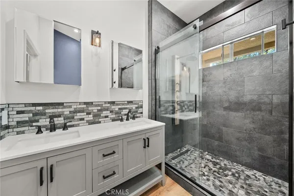$639,900 | 25725 Perlman Place, Unit 127, Stevenson Ranch, CA 91381