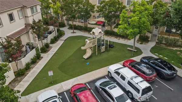 $639,900 | 25725 Perlman Place, Unit 127, Stevenson Ranch, CA 91381