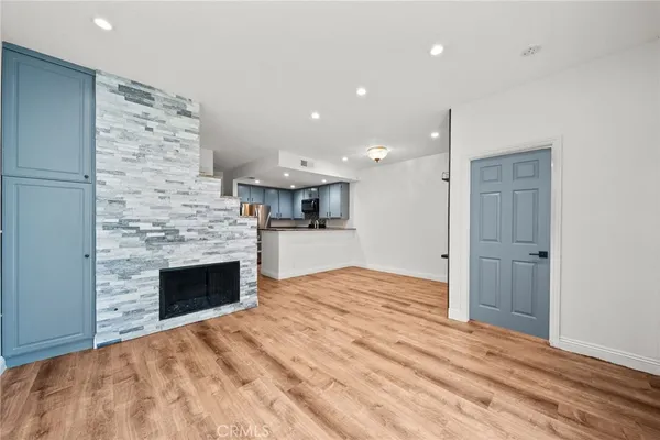 $639,900 | 25725 Perlman Place, Unit 127, Stevenson Ranch, CA 91381