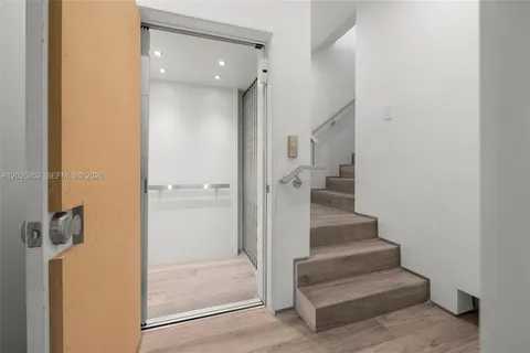 $2,499,000 | 1525 Bay Road, Miami Beach, FL 33139