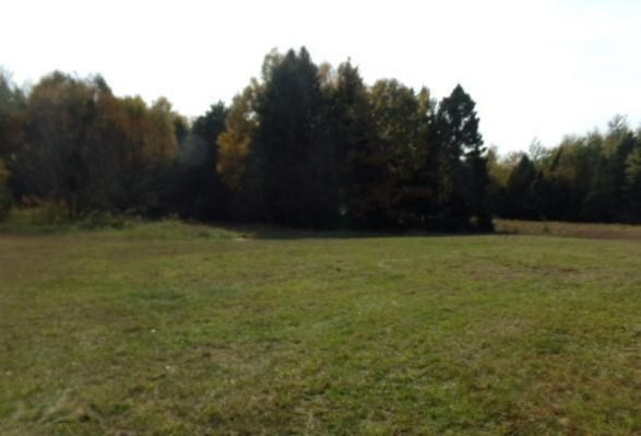2375 Carlson Road Frankfort, MI 49635 - Photo 4 of 14 113_2749 (2)