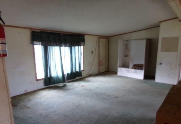 2375 Carlson Road Frankfort, MI 49635 - Photo 6 of 14 113_2694 (2)