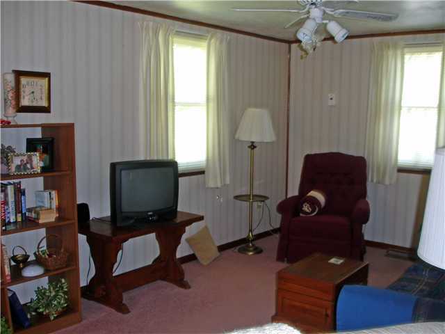 2900 Courtright Road Columbus, OH 43232 - Photo 3 of 16 Gallery Image 3