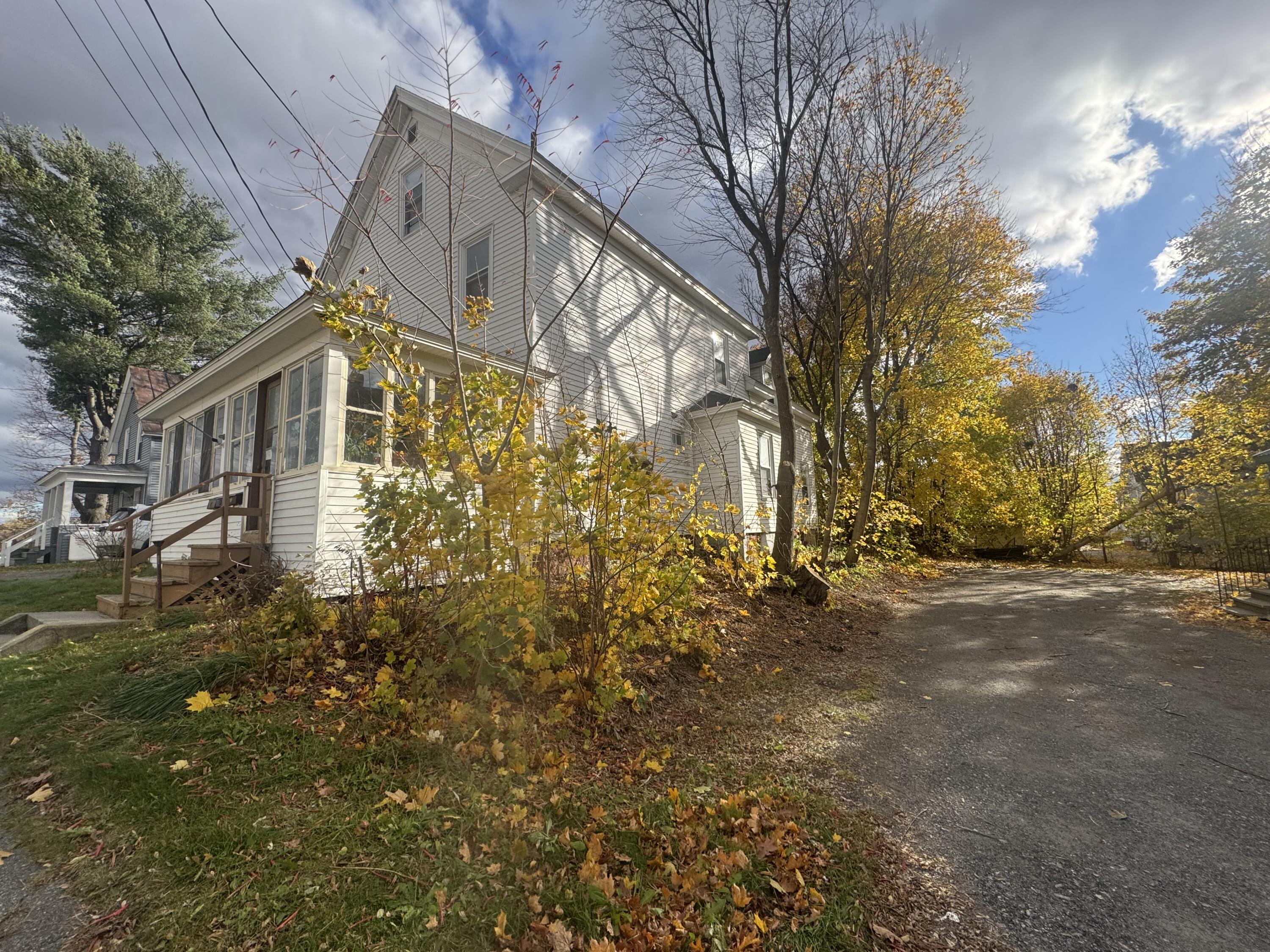 8 High Street Waterville, ME 04901 - Photo 9 of 28 IMG_2688