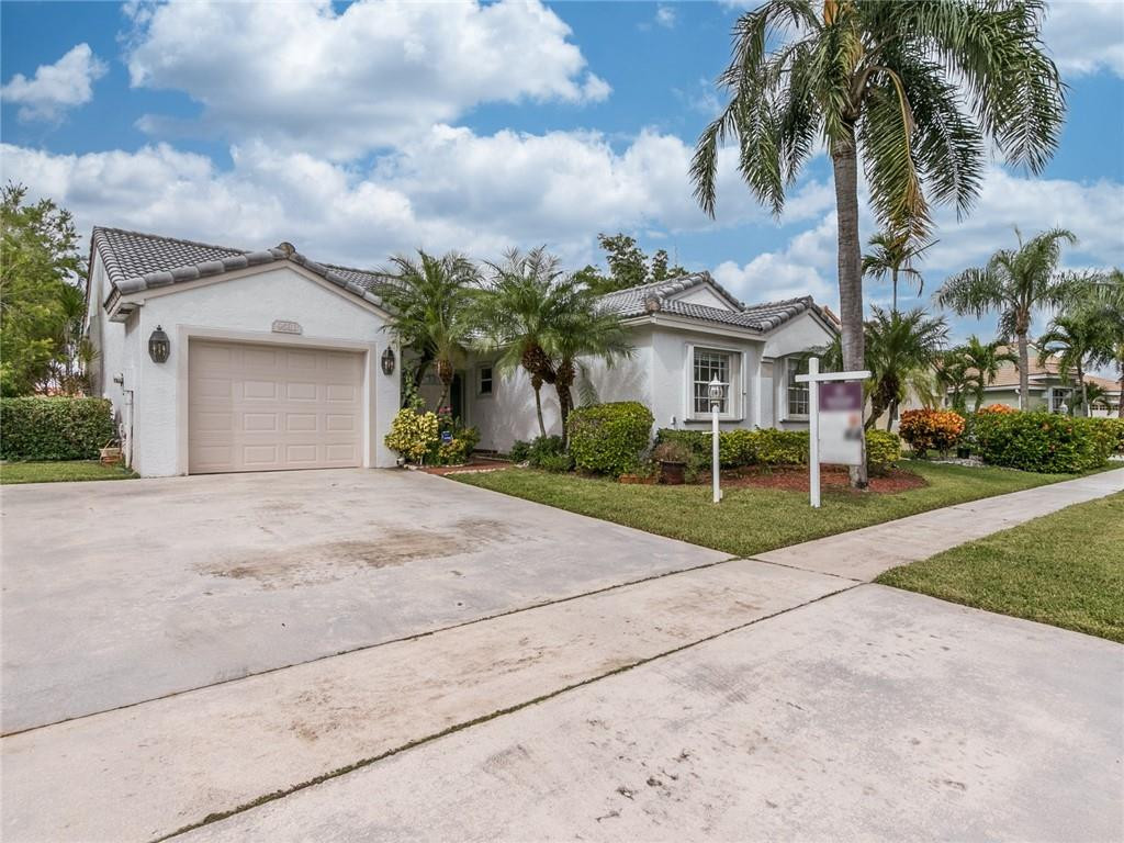 9581 Tavernier Drive Boca Raton, FL 33496 - Photo 8 of 63 Photo 8