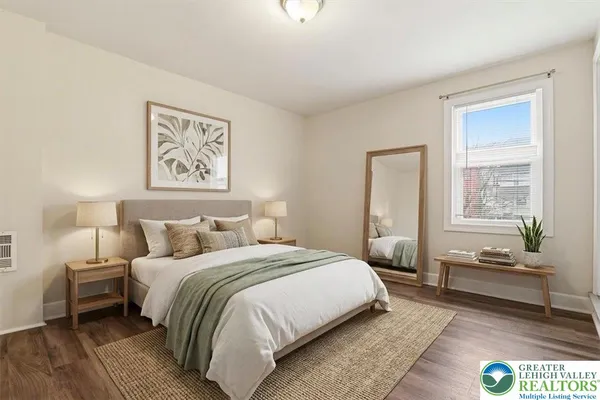 $1,995 | 1226 Railroad Street, Bethlehem, PA 18015