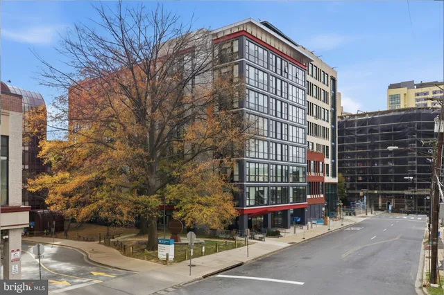 $275,000 | 1320 Fenwick Lane, Unit 805, Silver Spring, MD 20910