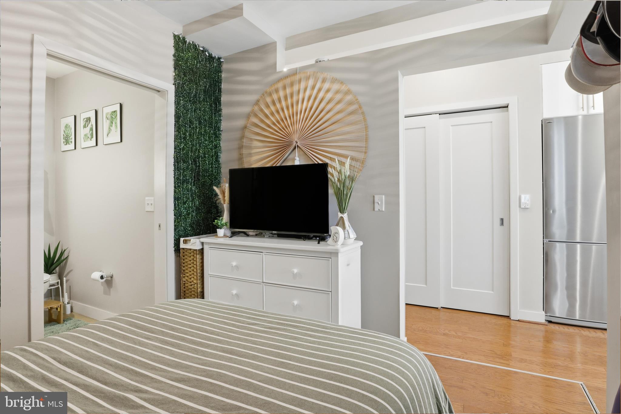 1320 Fenwick Lane, Unit 805 Silver Spring, MD 20910 - Photo 13 of 23