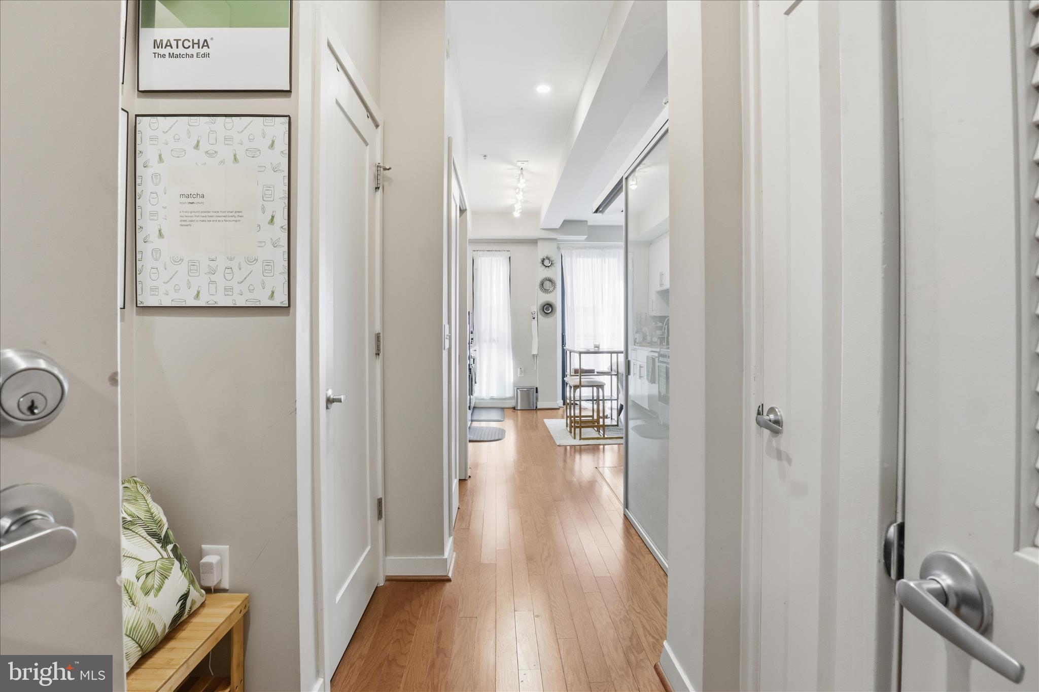 1320 Fenwick Lane, Unit 805 Silver Spring, MD 20910 - Photo 4 of 23