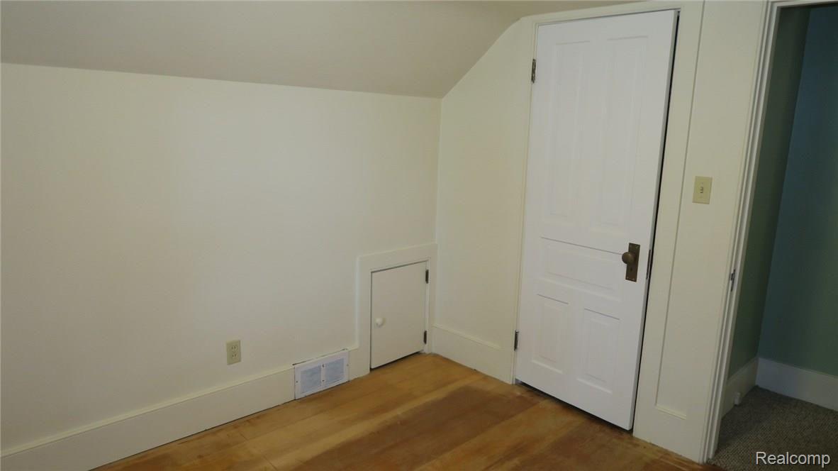 27725 Cherry Hill Road Inkster, MI 48141 - Photo 33 of 44 IMG_3475.JPG