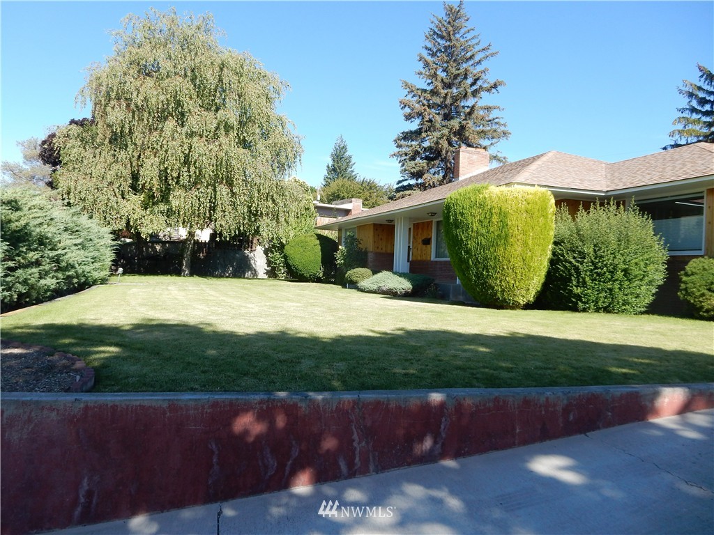 324 Mocliff Road Ephrata, WA 98823 - Photo 3 of 18