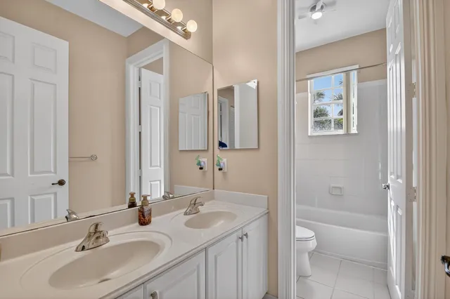 $885,000 | 6802 Houlton Circle, Lake Worth, FL 33467