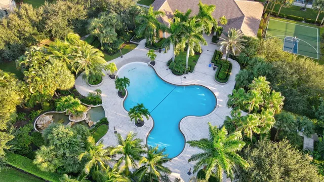 $885,000 | 6802 Houlton Circle, Lake Worth, FL 33467