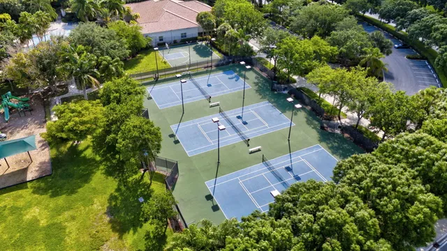 $885,000 | 6802 Houlton Circle, Lake Worth, FL 33467