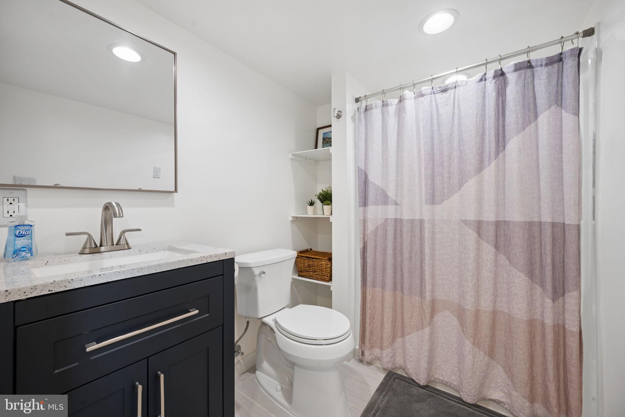 2626 Wentworth Road Baltimore, MD 21234 - Photo 45 of 75 Lower level full bath