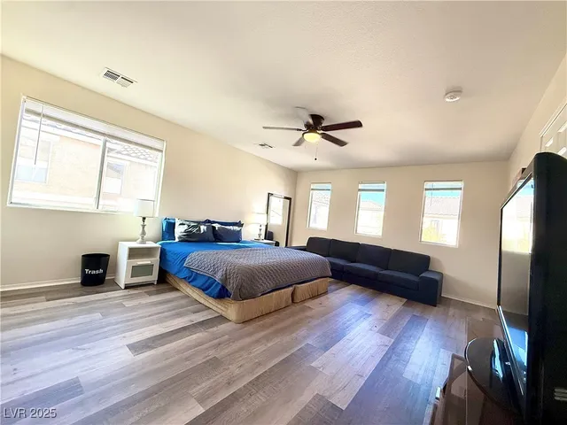 $2,400 | 3817 Bayamon Street, Las Vegas, NV 89129