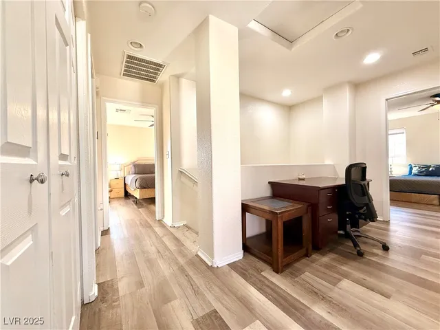 $2,400 | 3817 Bayamon Street, Las Vegas, NV 89129