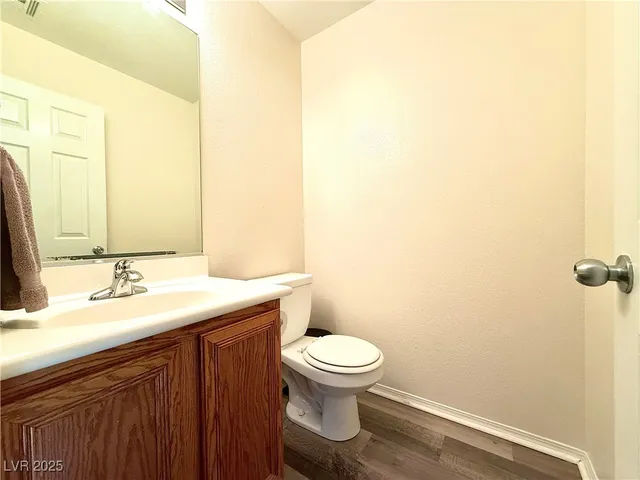 $2,400 | 3817 Bayamon Street, Las Vegas, NV 89129