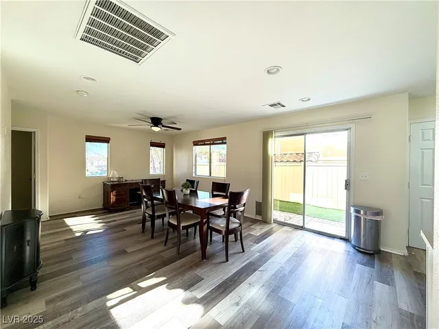 $2,400 | 3817 Bayamon Street, Las Vegas, NV 89129