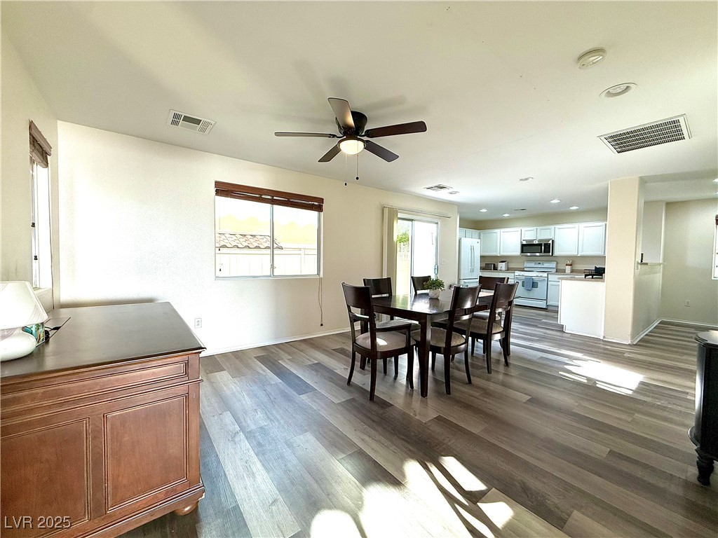 3817 Bayamon Street Las Vegas, NV 89129 - Photo 8 of 25