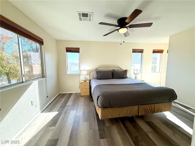 $2,400 | 3817 Bayamon Street, Las Vegas, NV 89129