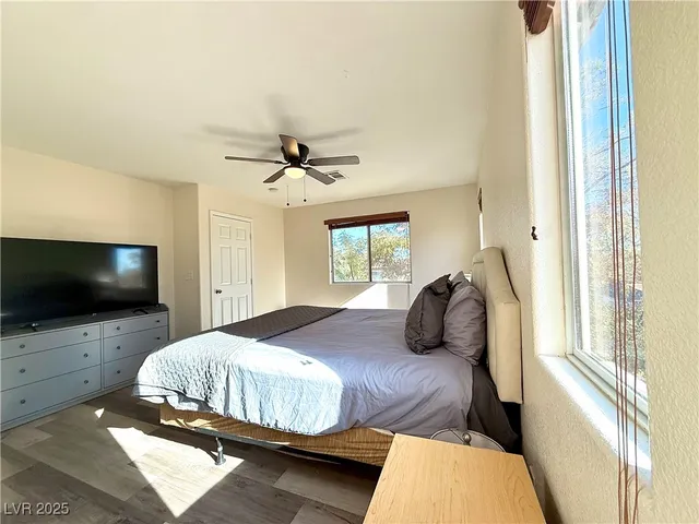 $2,400 | 3817 Bayamon Street, Las Vegas, NV 89129