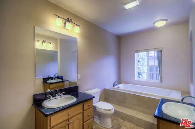 $4,150 | 18718 Lanark Street, Reseda, CA 91335