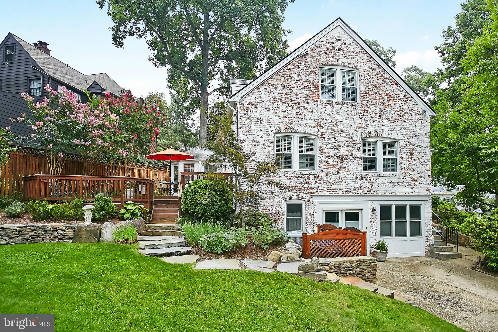 3800 Chesterbrook Road Arlington, VA 22207 - Photo 1 of 30 Exterior (General)