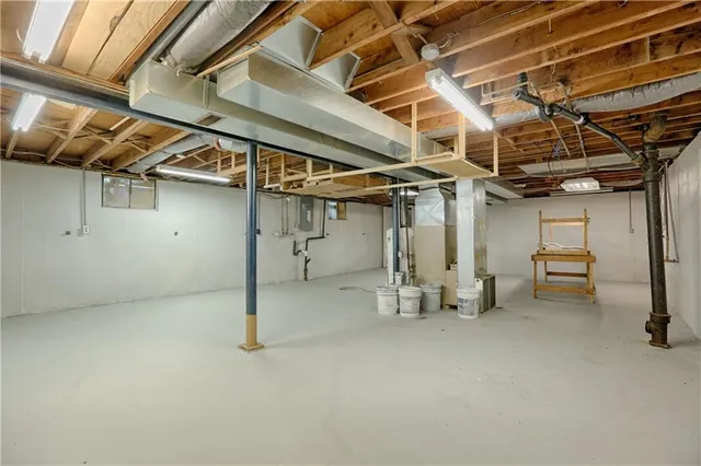 $184,900 | 8804 East 59 Terrace, Raytown, MO 64133