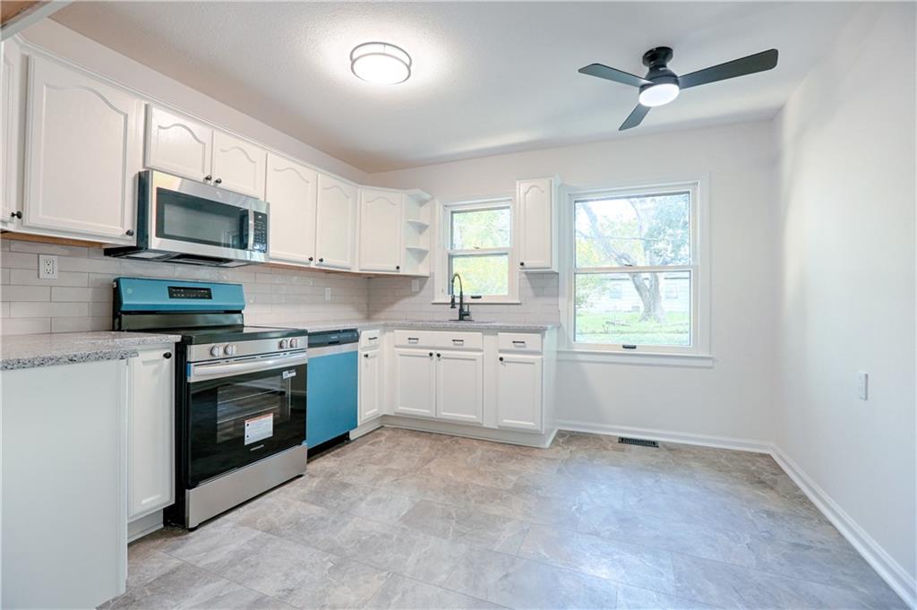 8804 East 59 Terrace Raytown, MO 64133 - Photo 6 of 24