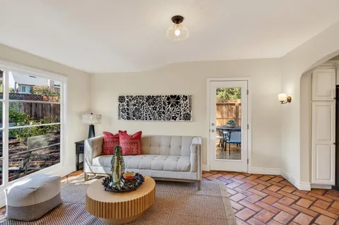 $1,498,000 | 379 Alameda De Las Pulgas, Redwood City, CA 94062