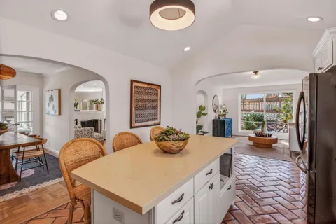 $1,498,000 | 379 Alameda De Las Pulgas, Redwood City, CA 94062