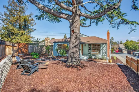 $1,498,000 | 379 Alameda De Las Pulgas, Redwood City, CA 94062