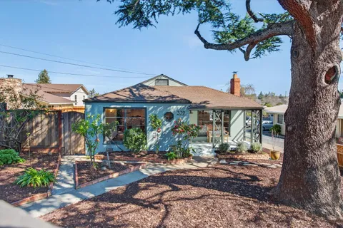 $1,498,000 | 379 Alameda De Las Pulgas, Redwood City, CA 94062
