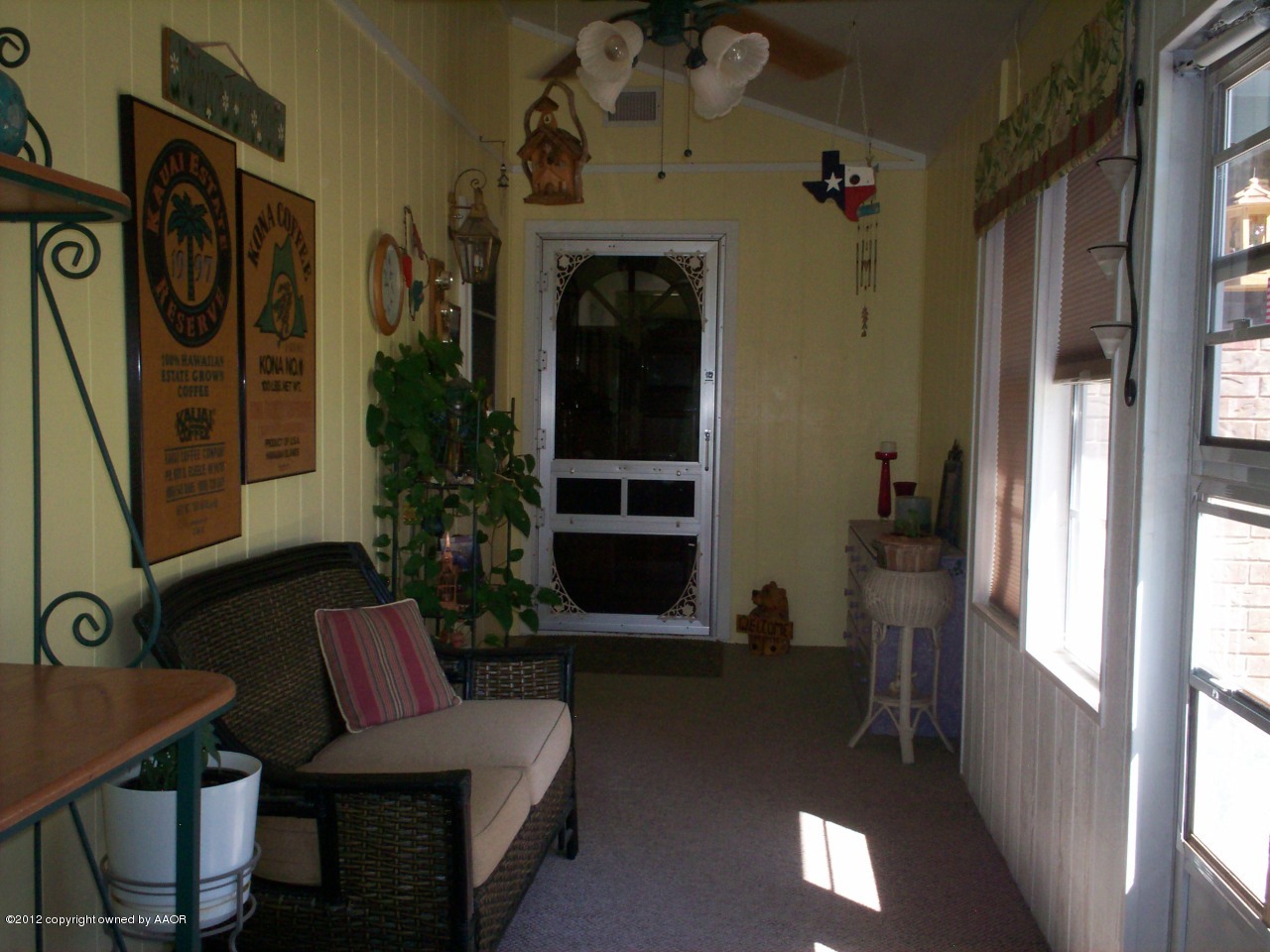 6020 Hanson Road Amarillo, TX 79106 - Photo 4 of 39 enclosed sun porch